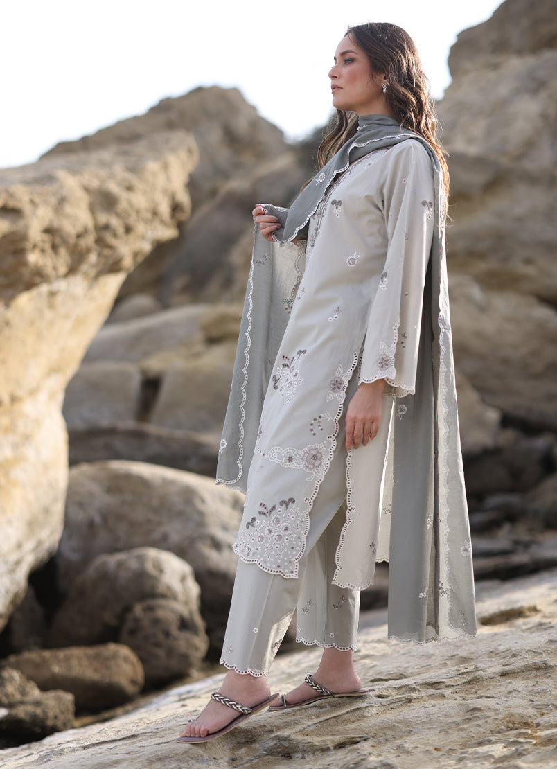 3-pc-embroidered-suit