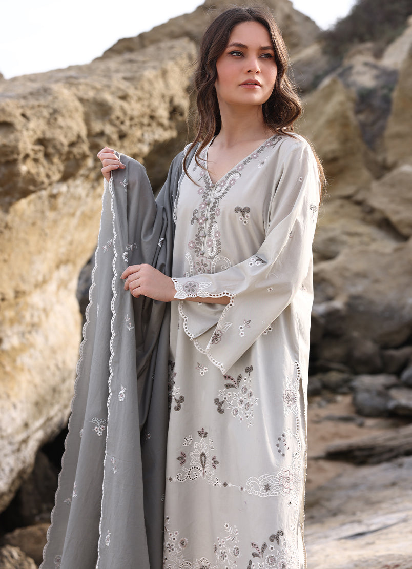 3-pc-embroidered-suit