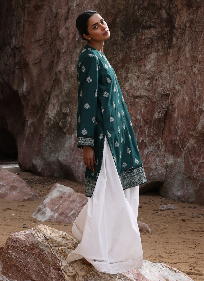 embroidered-kurta