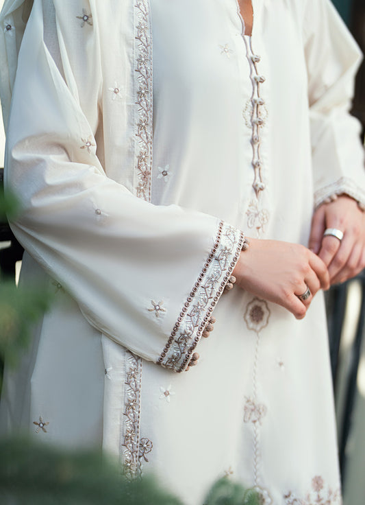 2 PC Embroidered