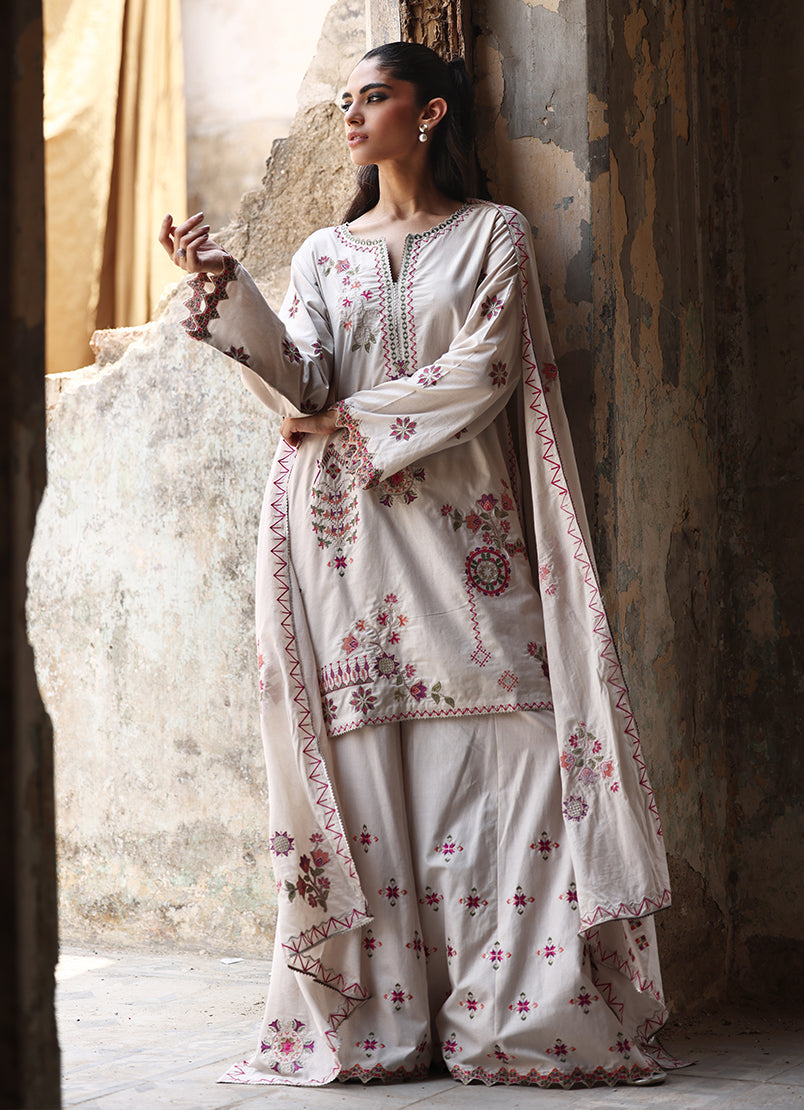 3 PC Saaz Gharara Set