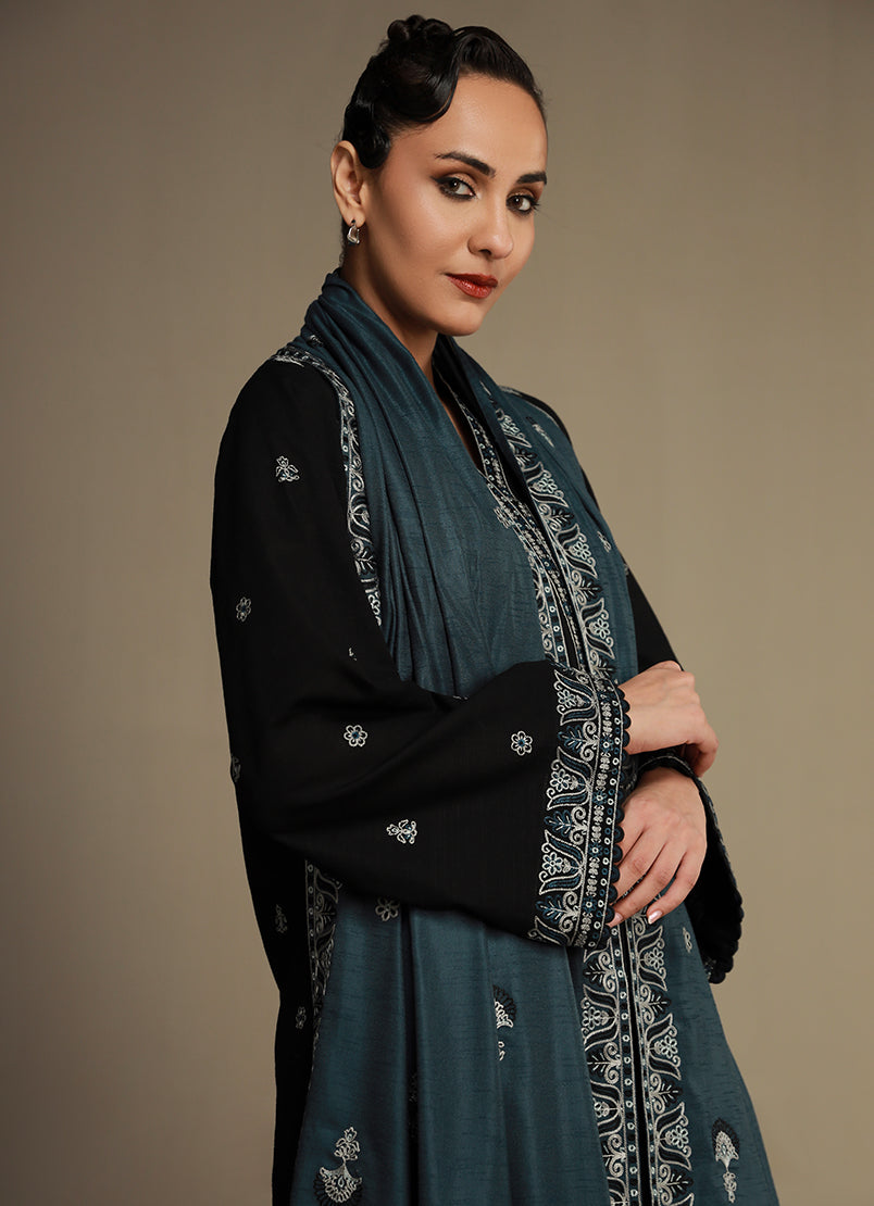 3-pc-khaddar-embroidered-suit