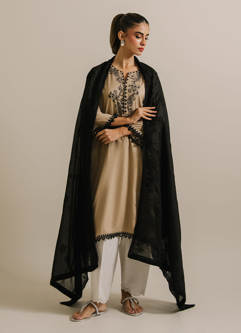 embroidered-dupatta