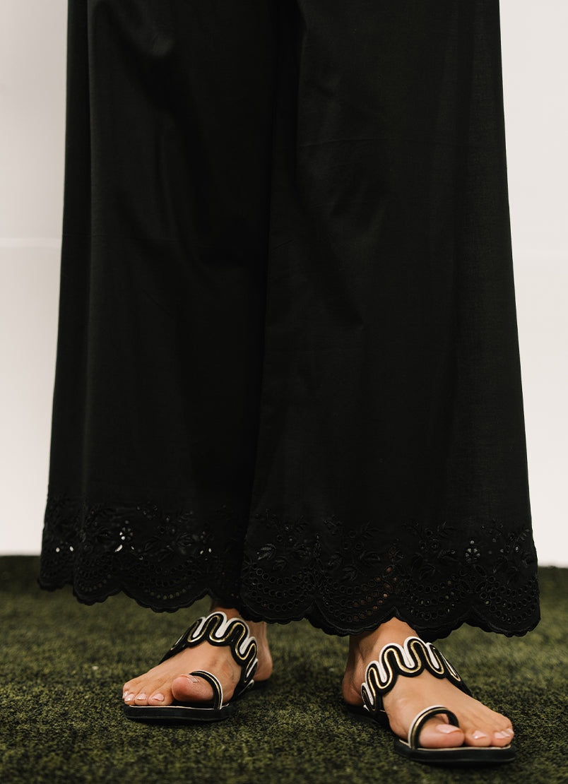 embroidered-izaar-pant