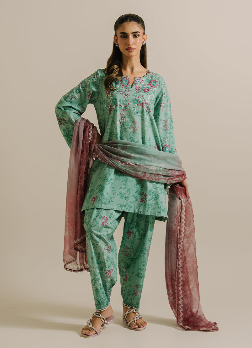 3-pc-printed-embroidered-suit
