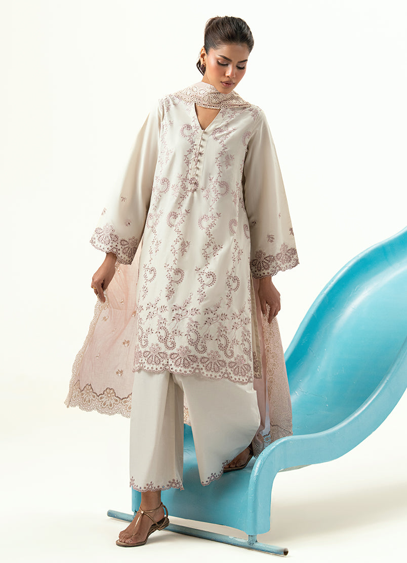 embroidered-3-pc-suit