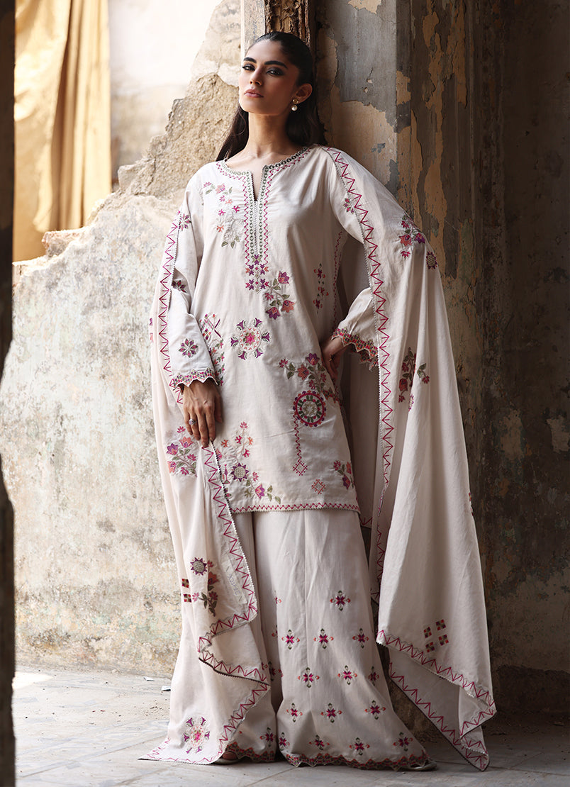 3 PC Saaz Gharara Set
