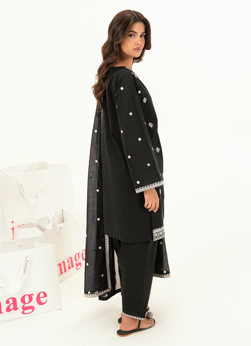 embroidered-3-pc-suit