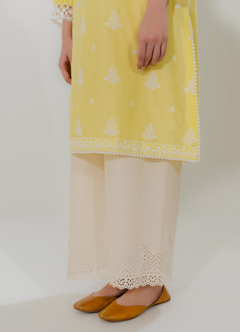 embroidered-izaar