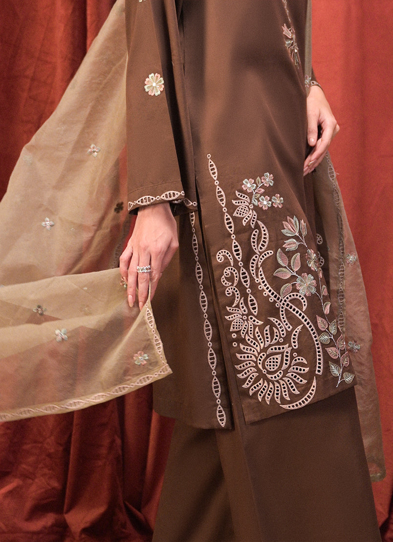 3-pc-embroidered-suit