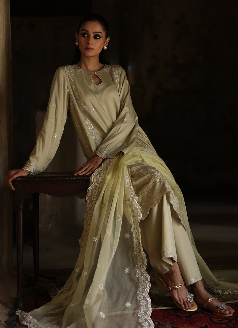 3-pc-embroidered-suit