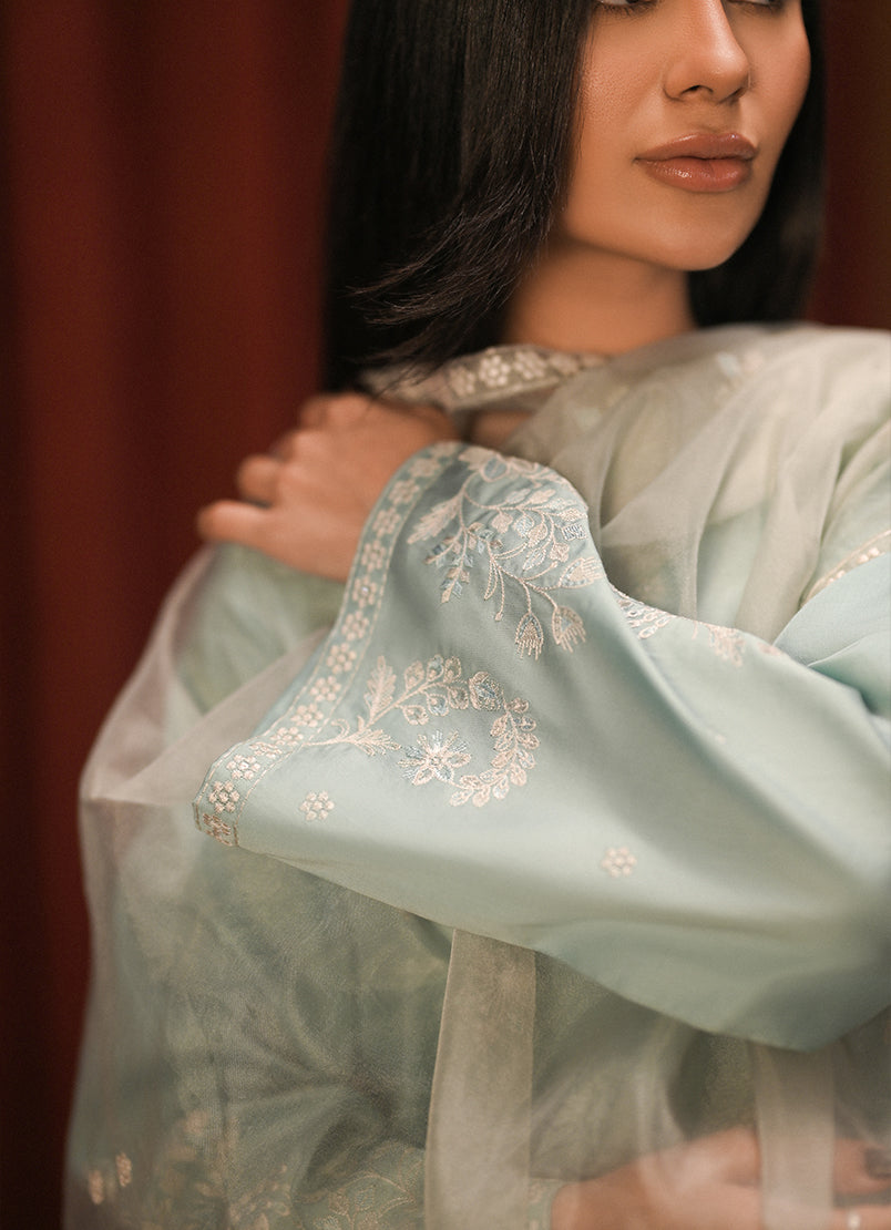 3-pc-embroidered-suit