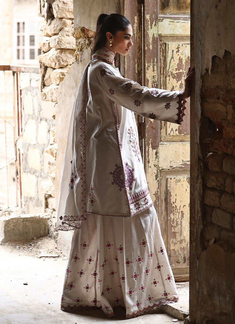 3 PC Saaz Gharara Set