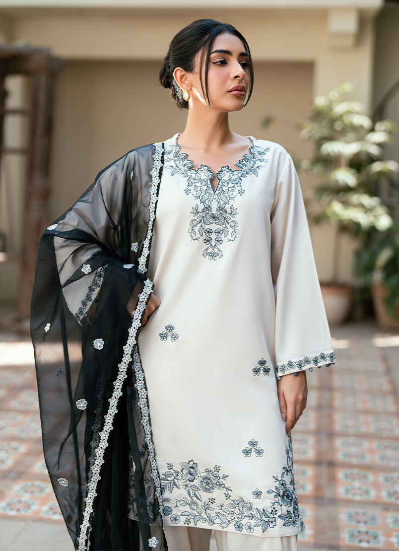 embroidered-3-pc-suit