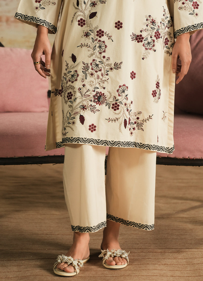 EMBROIDERED CO-ORD Set