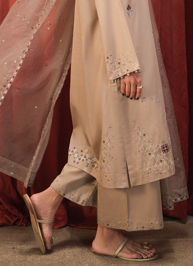 3-pc-embroidered-suit