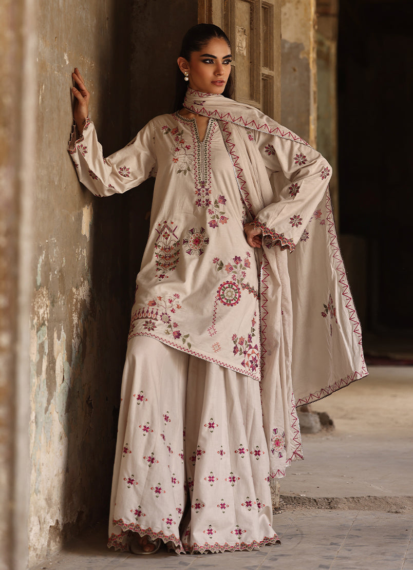 3 PC Saaz Gharara Set