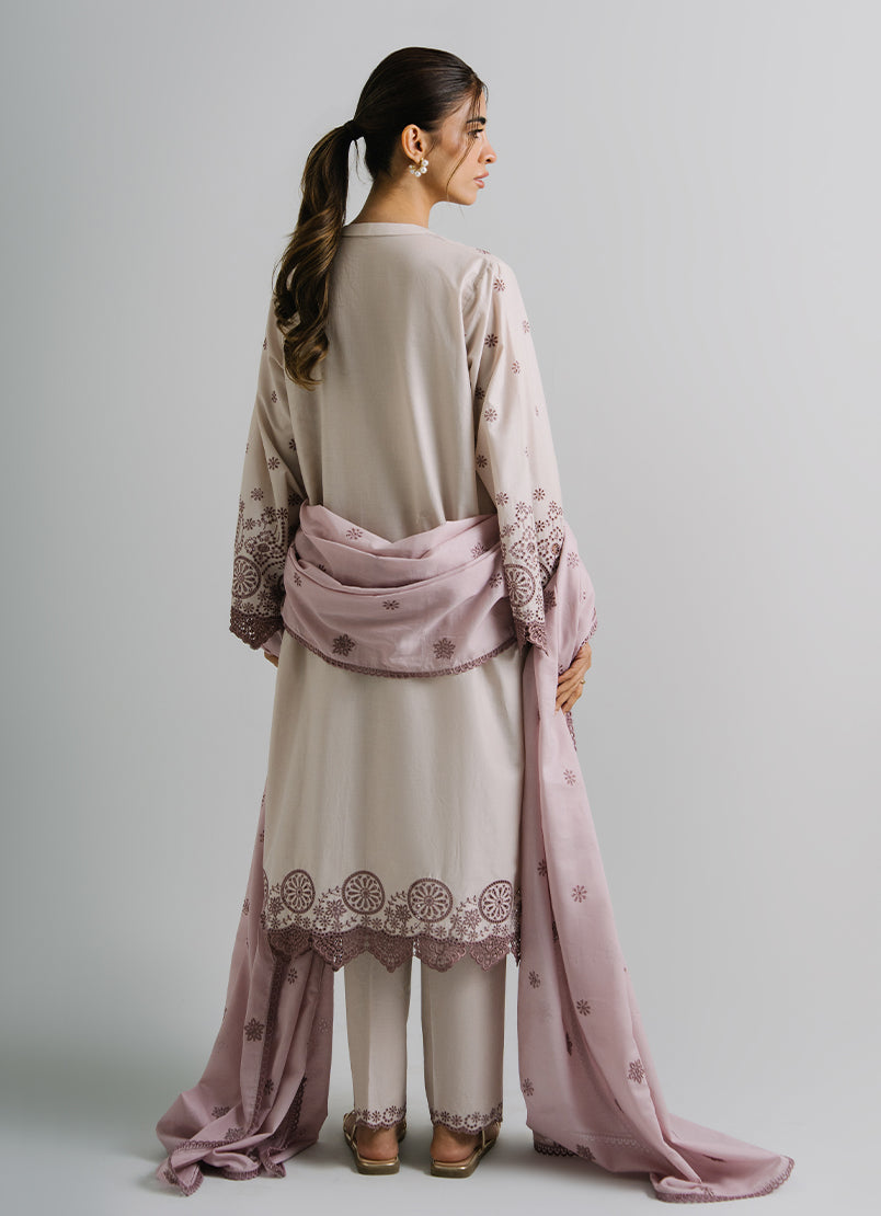 3-pc-embroidered-suit