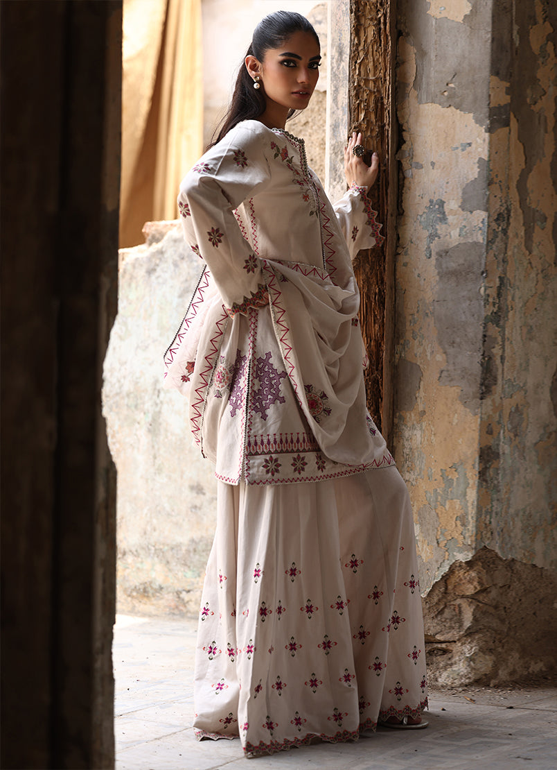 3 PC Saaz Gharara Set