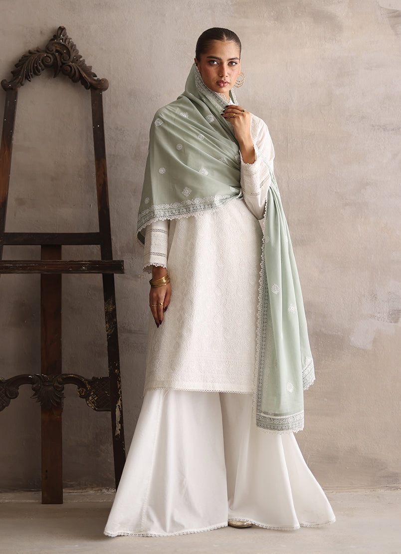 Embroidered Kurta With Embroidered Dupatta