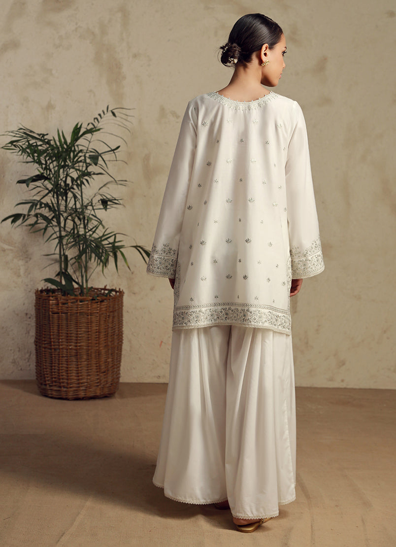 embroidered-kurta